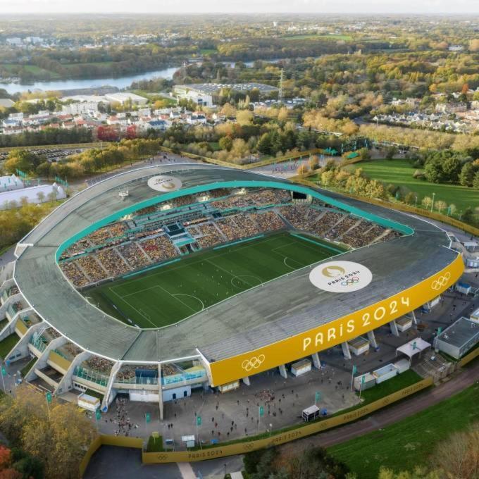 Appart'Terrasse - 20Mn Stade U Arena - Champs Elysees - Rer A 메종라피트 외부 사진